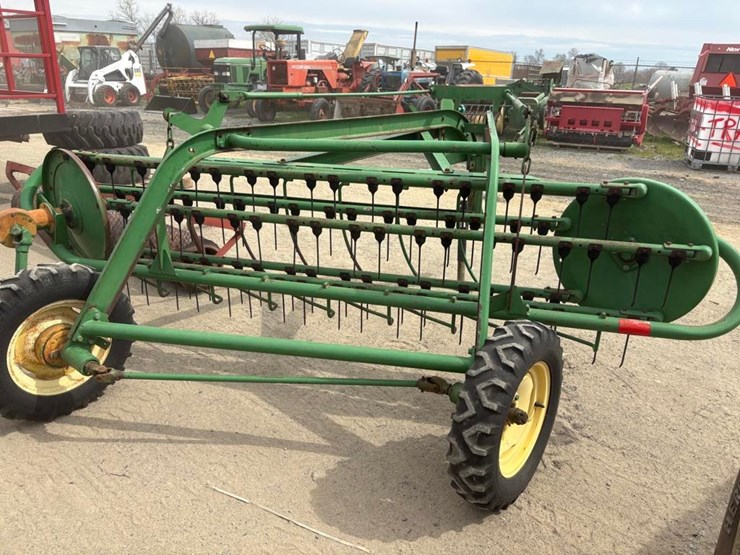 john-deere-64-image-5