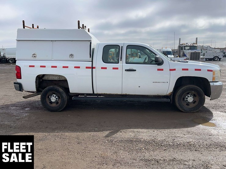 2008-chevrolet-silverado-2500hd-image-6