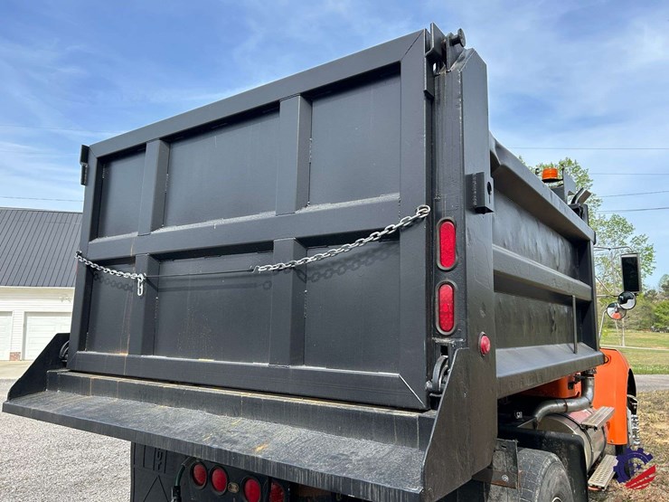 2005-kenworth-t300-image-44