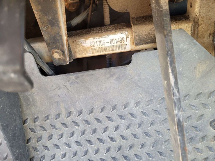 2017-club-car-carryall-1700-image-9