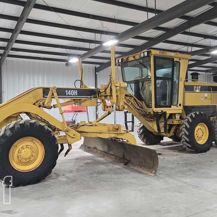 2003 CATERPILLAR 140H