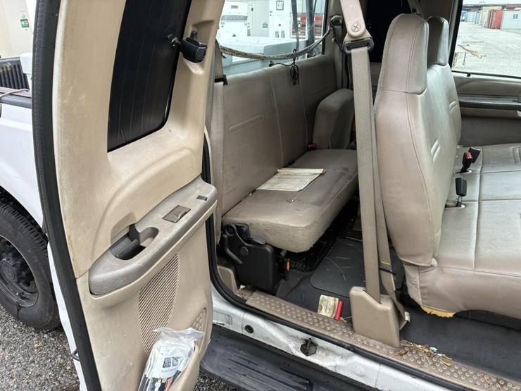 2004-ford-f250-image-10