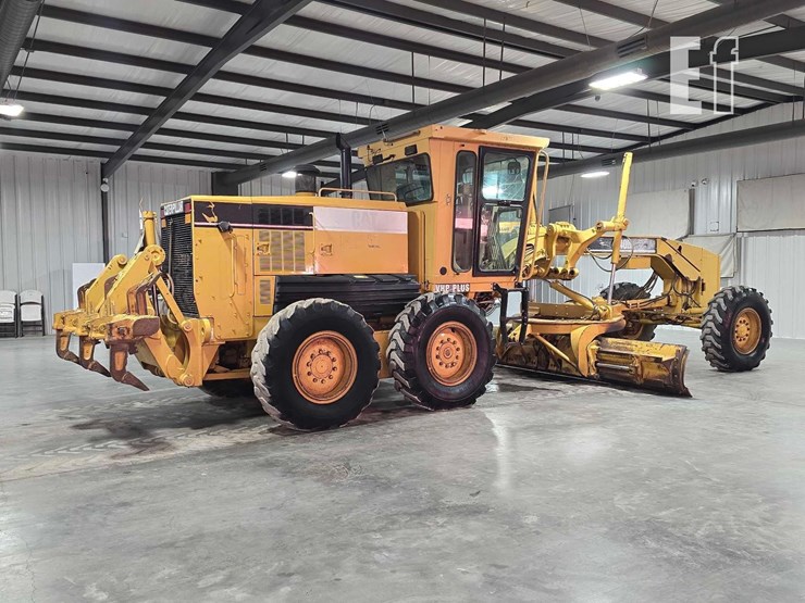 2005-caterpillar-140h-image-3