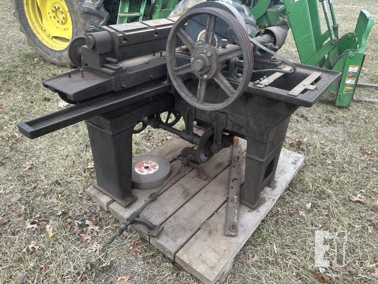 vintage-grinder-image-3