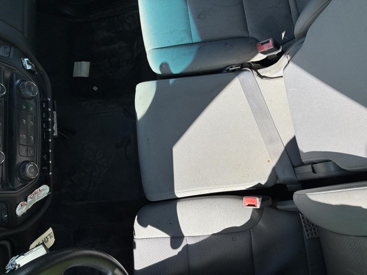 2015-gmc-sierra-3500-image-17