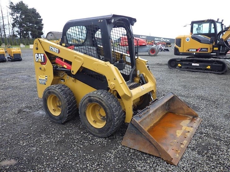 2020-caterpillar-226d3-image-3