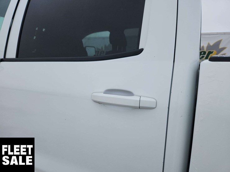 2018-chevrolet-silverado-3500hd-image-49