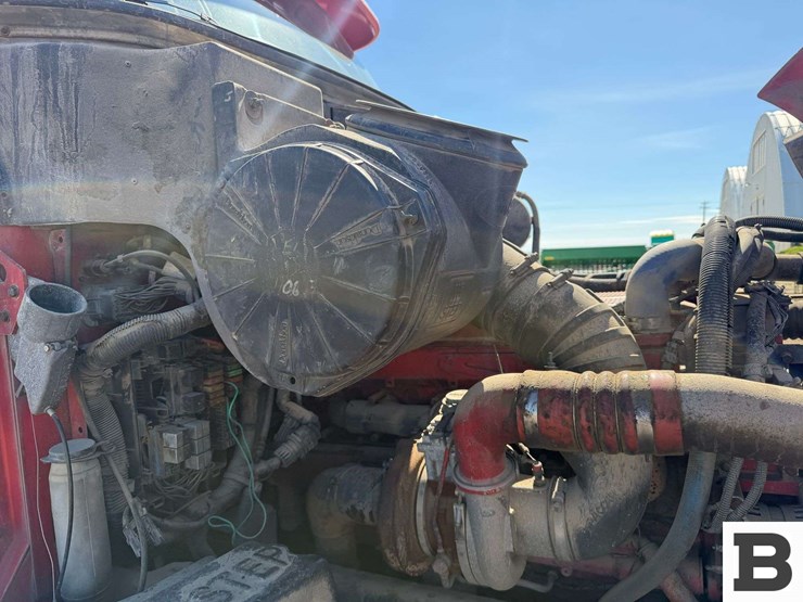 2008-peterbilt-387-image-35