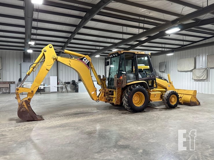 2001-caterpillar-420d-image-3