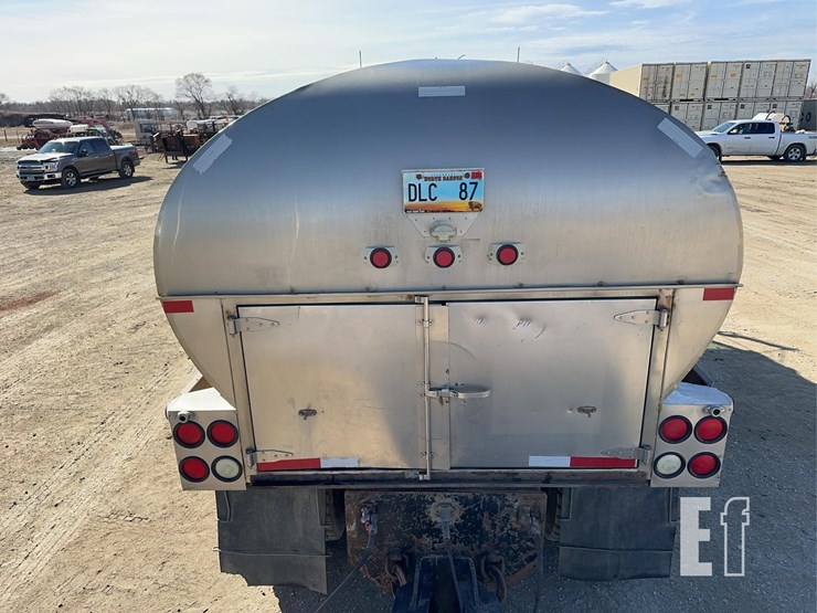 2005-kenworth-t800-image-4