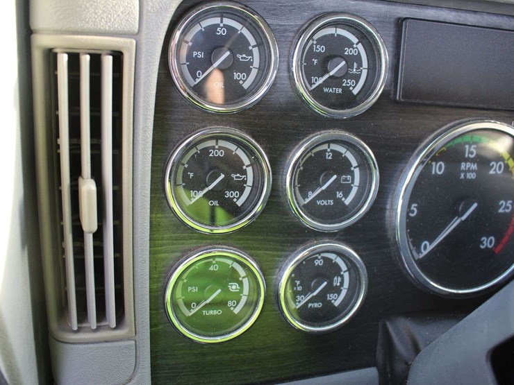 2018-freightliner-semi-3alxa7007jdjt5039-mileage:-does-not-run-image-44