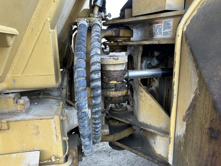 2007-caterpillar-ad55-image-42
