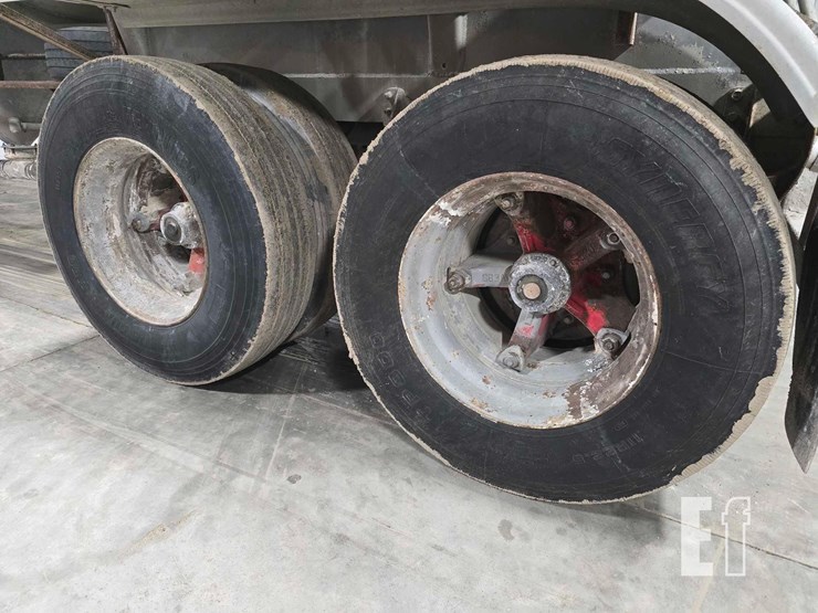 1974-1974-38-foot-tank-trailer-6238-image-19