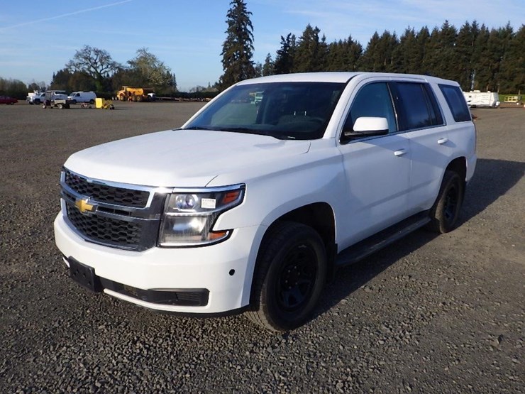 2017-chevrolet-tahoe-image-1
