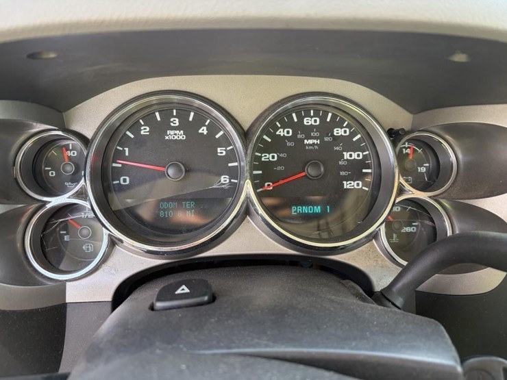 2012-gmc-sierra-2500-image-14