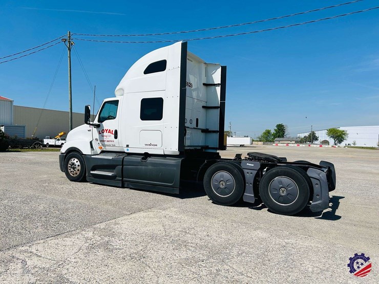 2024-international-lt62f-t/a-truck-tractor-image-5