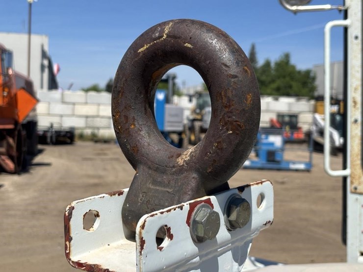 2005-rosco-rb48-image-8