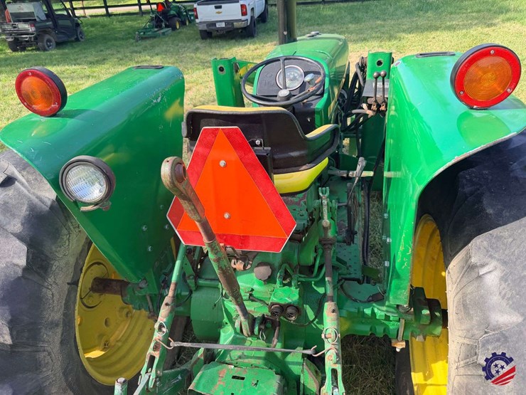 john-deere-2640-image-36