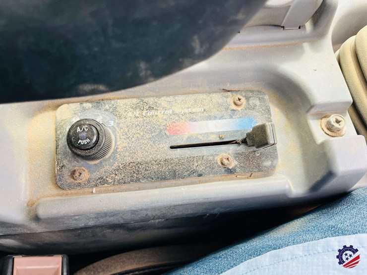 2022-kubota-svl75-2-image-56