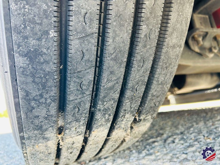 2024-international-lt62f-t/a-truck-tractor-image-18