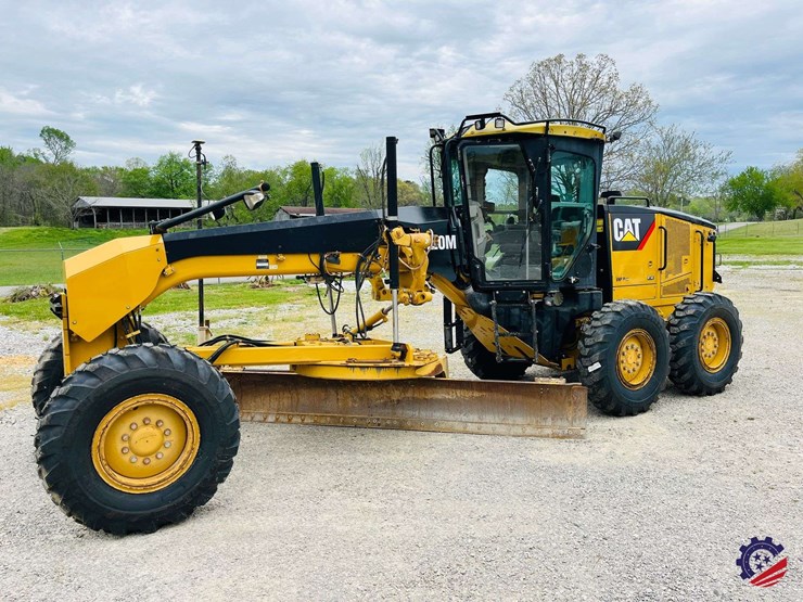 2010-caterpillar-120m-image-2