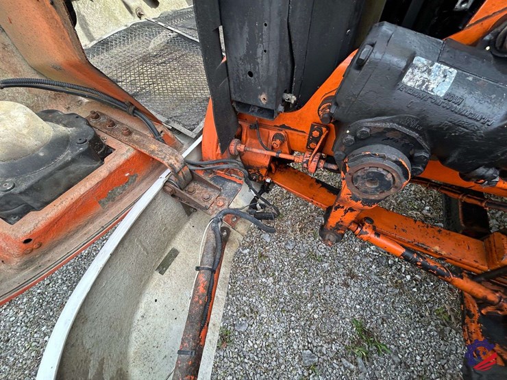 2005-kenworth-t300-image-96