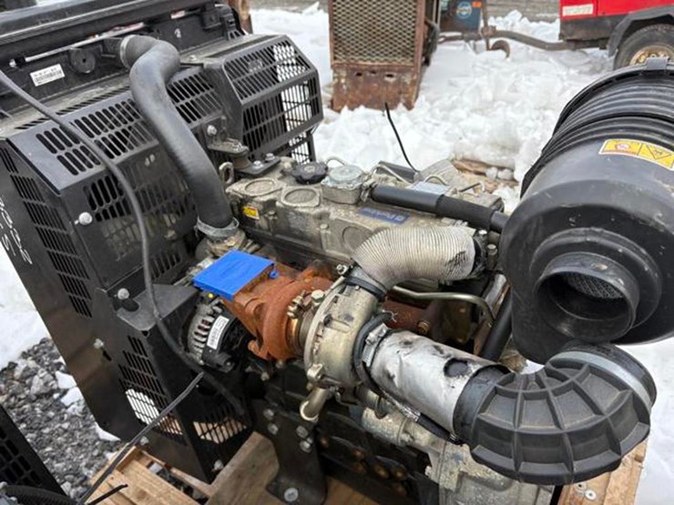 perkins-404d-22t-diesel-engine-image-7