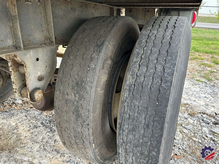 fruehauf-28ft-image-13