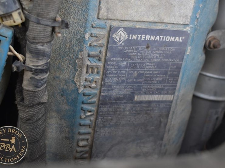 2005-international-durastar-4300-image-30