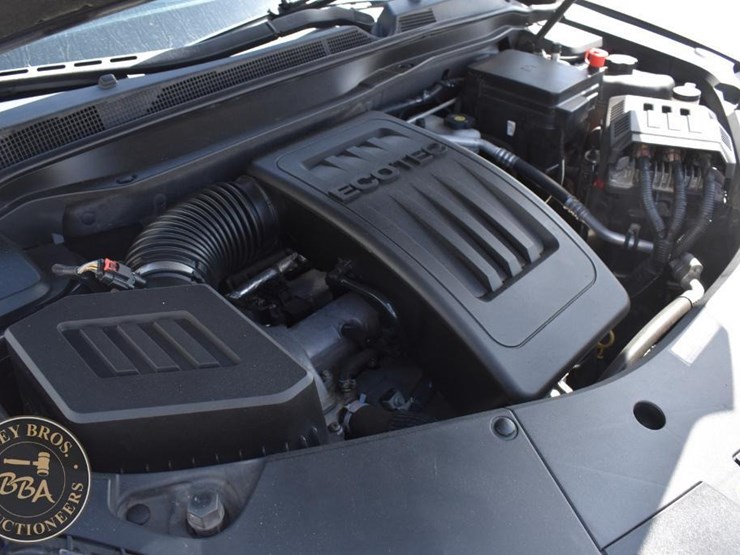 2013-chevrolet-equinox-lt-image-28