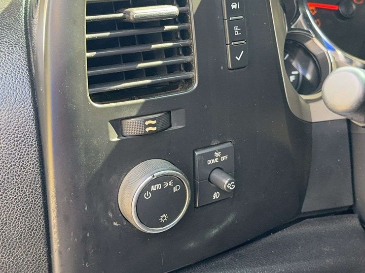 2013-chevrolet-silverado-1500-image-17