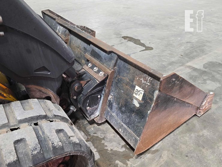 2021-jcb-3ts-8t-image-11