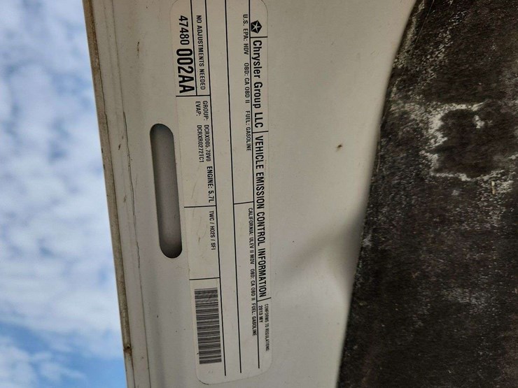 2013-dodge-2500-image-27