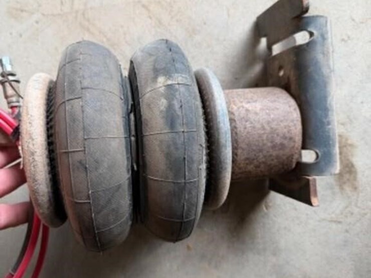 2-truck-airbags-image-2