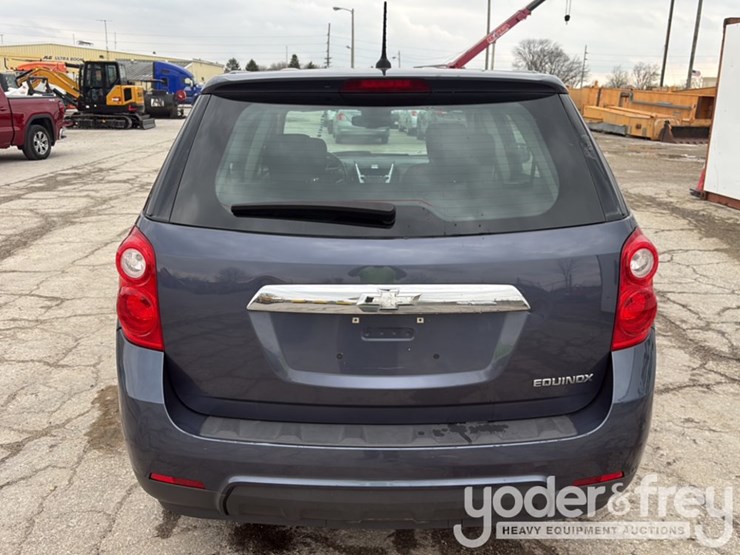 2014-chevrolet-equinox-image-17