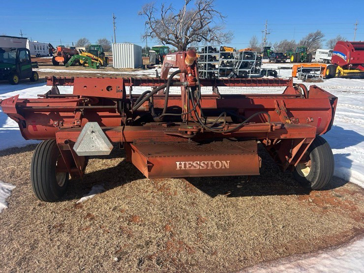 hesston-1014-image-7