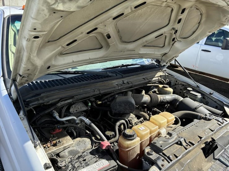2004-ford-f350-image-8