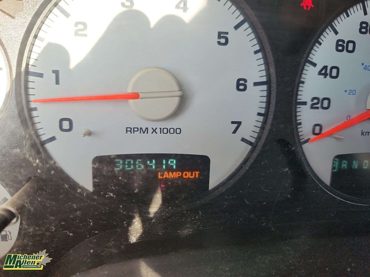 2002-dodge-ram-1500-image-25