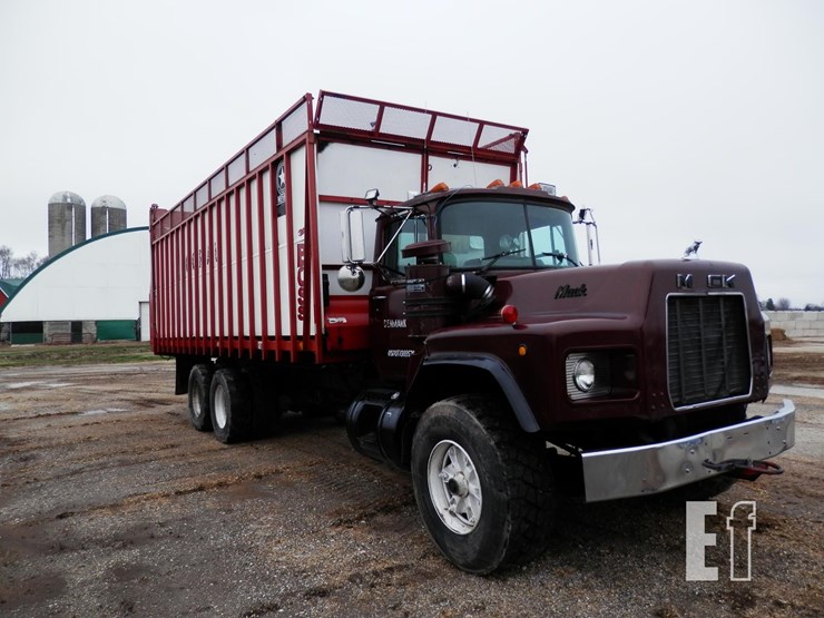 1992-mack-rd688s-image-3