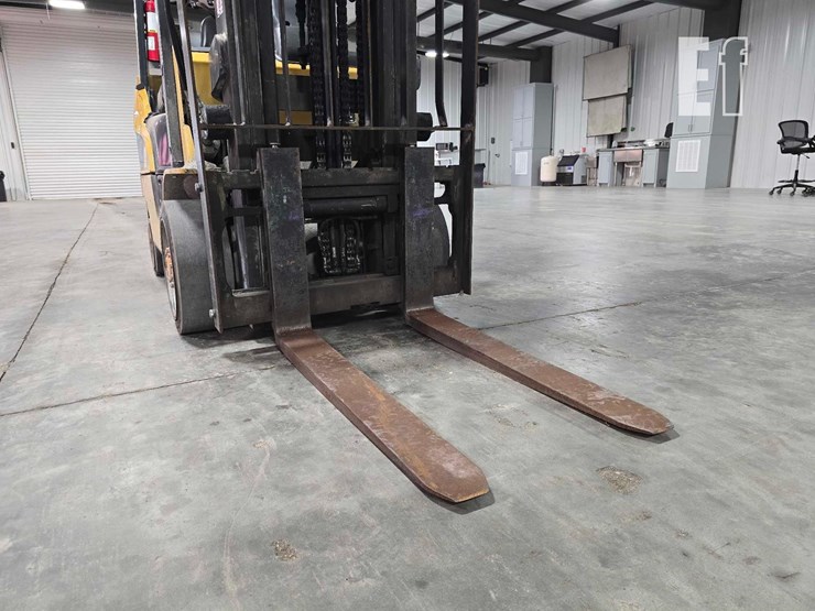 2021-caterpillar-2c6000-image-10