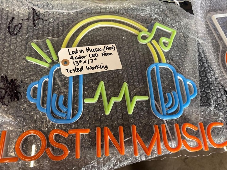 new-lost-in-music-13in-x-17in-led-light-works-image-2