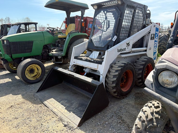 bobcat-742b-image-2