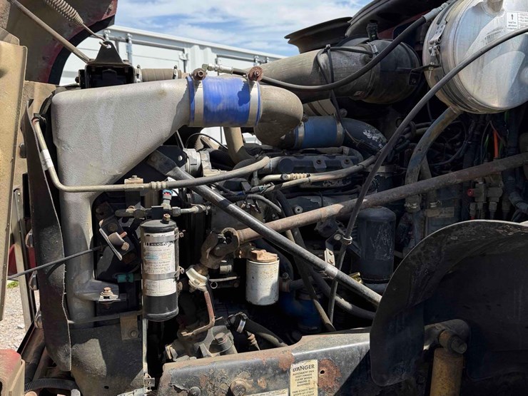 2007-mack-granite-gu713-image-17