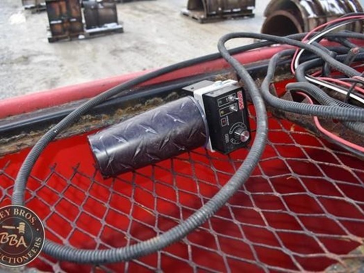 boss-tgs1100-38912-image-12