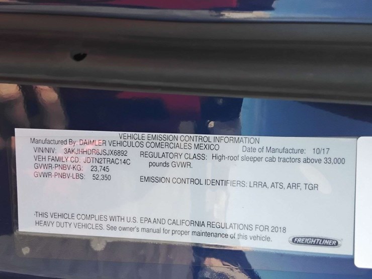 2018-freightliner-cascadia-126-image-24