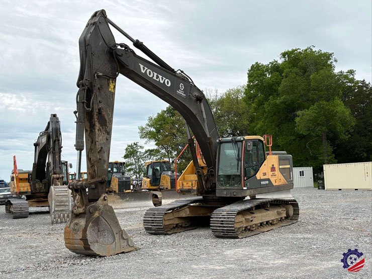 2017-volvo-ec300el-image-22