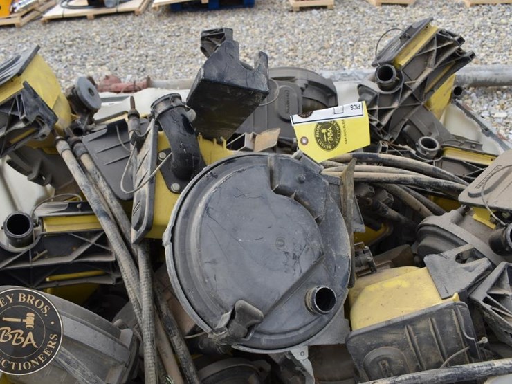 john-deere-32-image-3