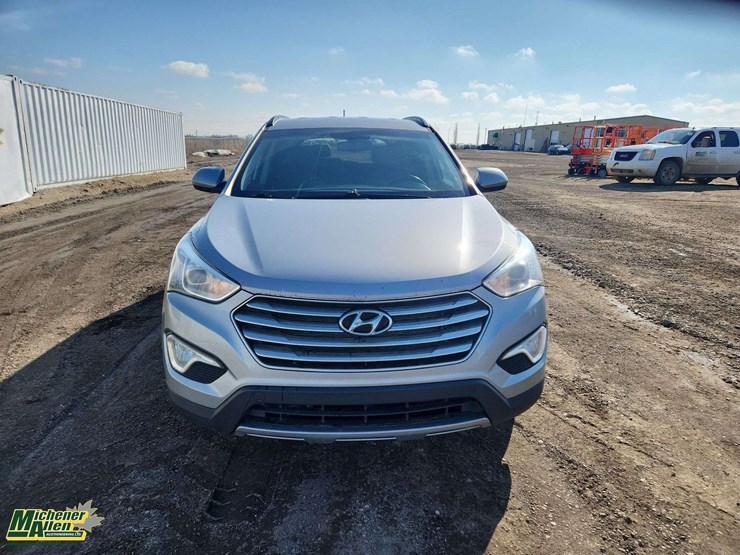 2015-hyundai-santa-fe-image-19