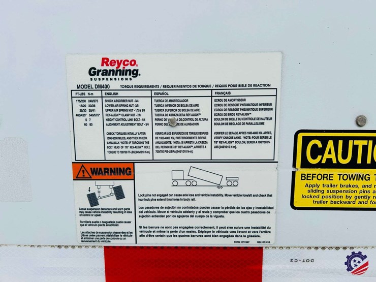 2015-vanguard-53-ft-image-31