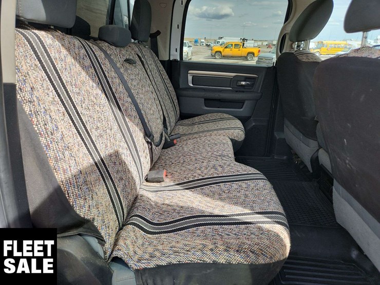 2017-dodge-2500-image-16